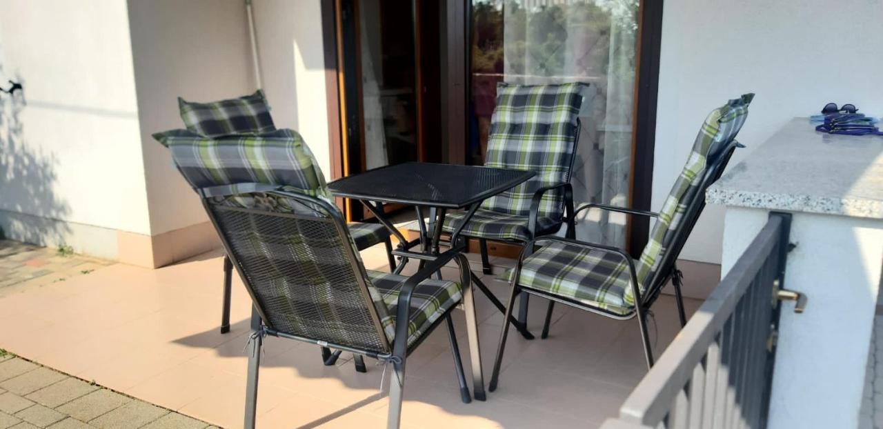 Apartman Lidija Linardići Exterior foto